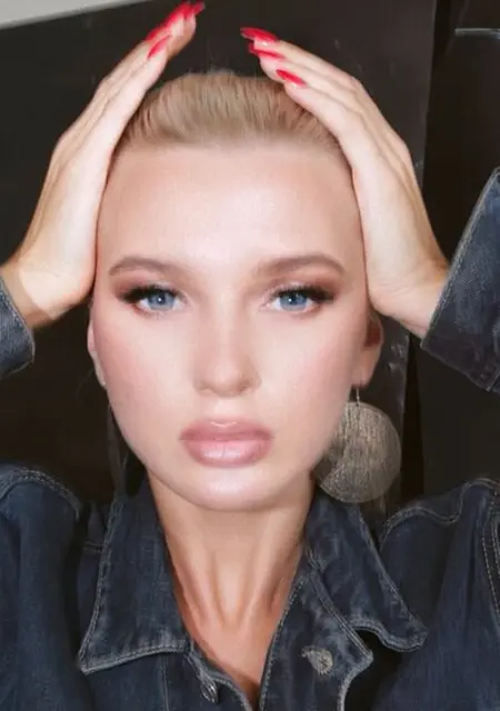 Алиса из Находки, мне 25, познакомлюсь для совместных путешествий