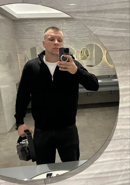 Я Дима, 29, знакомлюсь на одну ночь в Москве