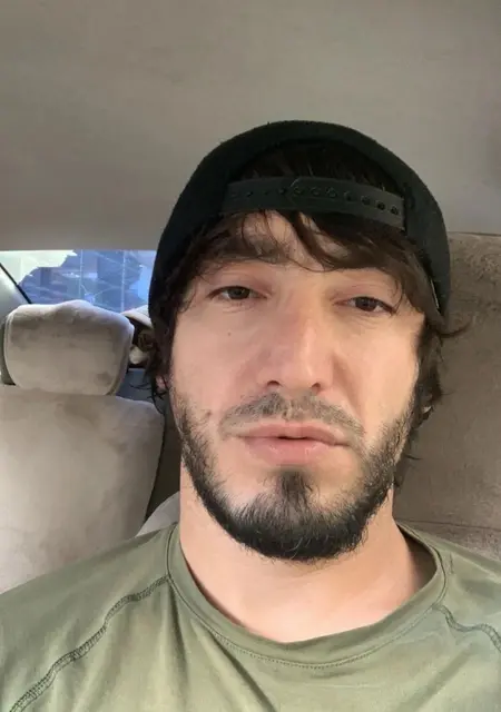 Рамазан из Люберец, мне 28, познакомлюсь для постоянных отношений