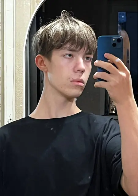 Данил из Оренбурга, мне 26, познакомлюсь без обязательств