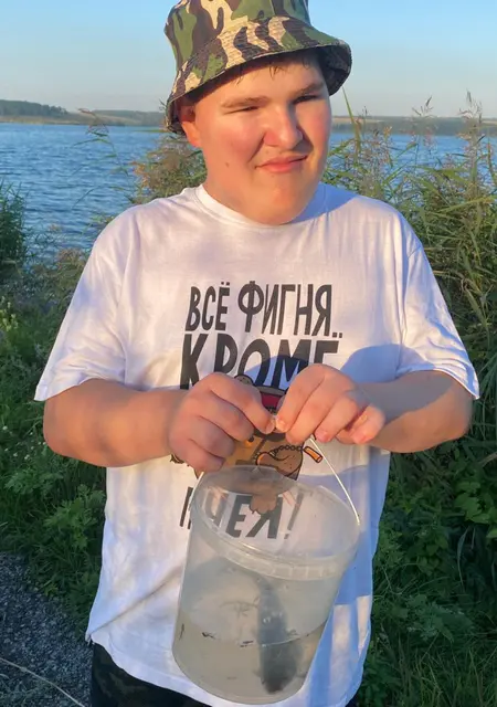 Я Артём, 19, из Белова, ищу знакомство для дружбы