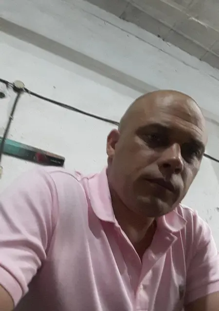 Андрей из Евпатории, ищу на сайте знакомства на одну ночь