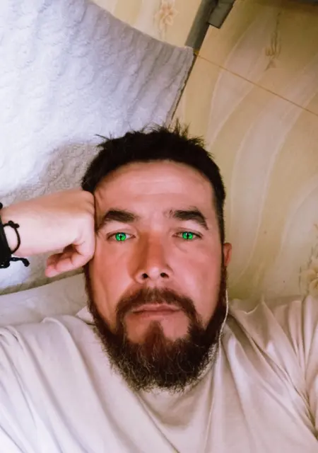 Я Joni, 45, из Якутска, ищу знакомство для открытые отношения