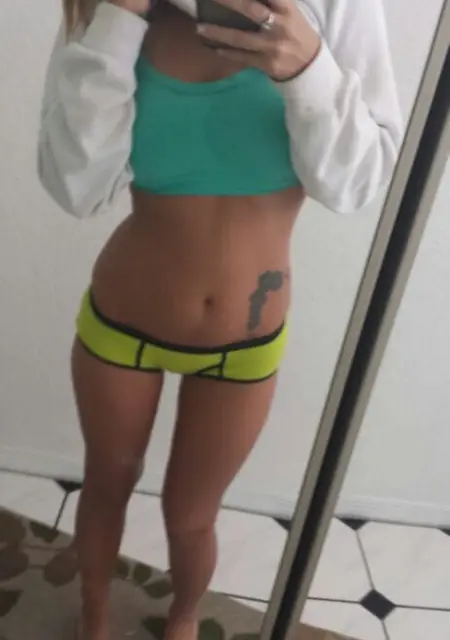 Я Елизавета, 30, из Омска, ищу знакомство для приятного времяпровождения