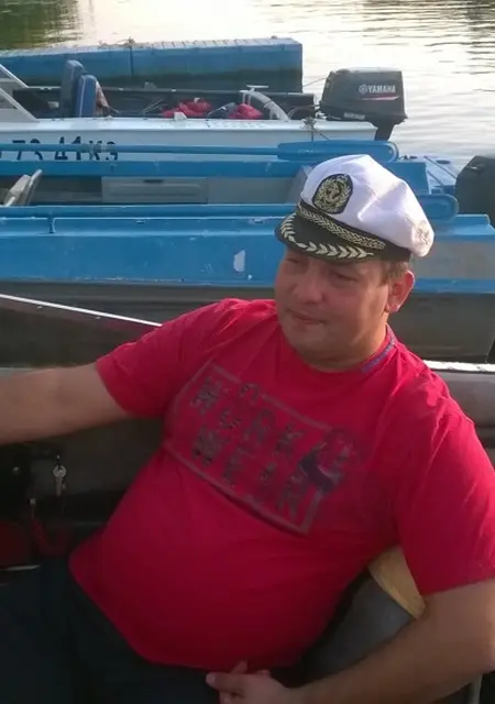 Александр из Сызрани, ищу на сайте знакомства на одну ночь