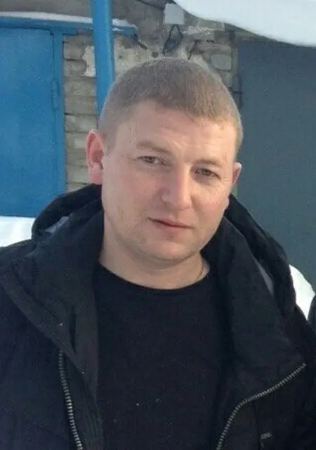 Я Андрей, 45, из Новочебоксарска, ищу знакомство для приятного времяпровождения