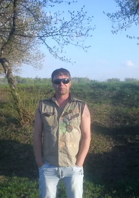 Я Андрей, 55, из Рязани, ищу знакомства на одну ночь