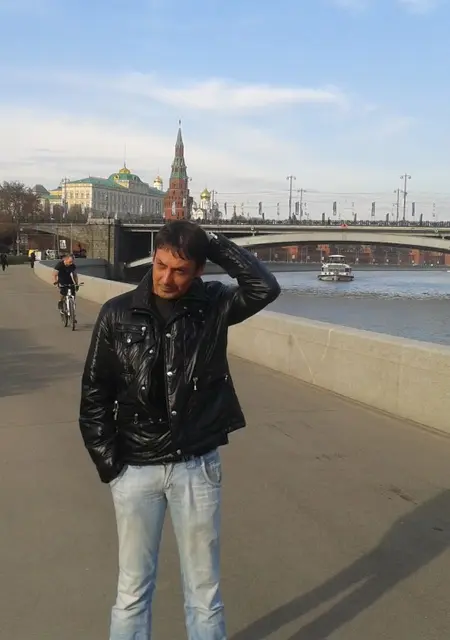 Я Dmitry, 48 років, знайомлюсь для дружби у Луганську