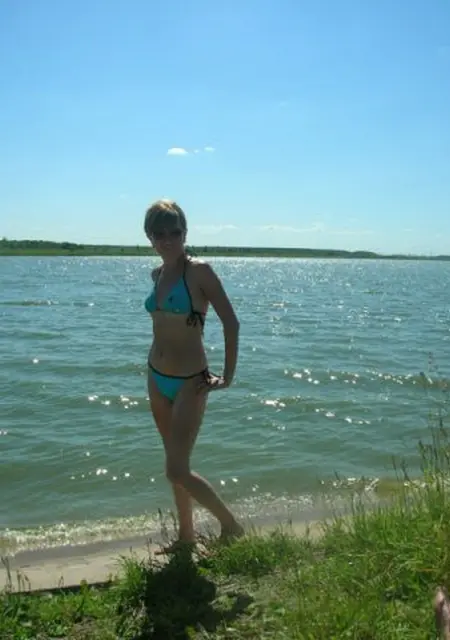 Настя из Иванова, ищу на сайте знакомства на одну ночь