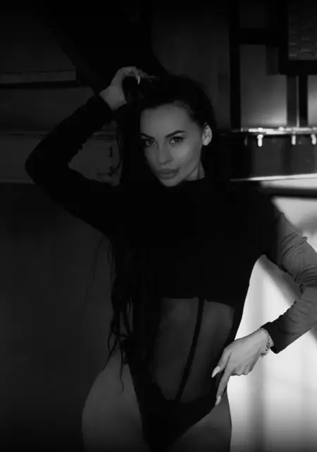 Я Василиса, 34, знакомлюсь для совместных путешествий в Владимире