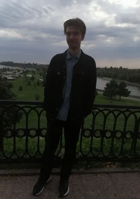 Адам из Иванова, мне 28, познакомлюсь для общения