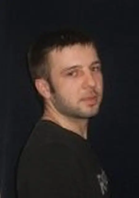 Максим из Рязани, мне 42, познакомлюсь для дружбы