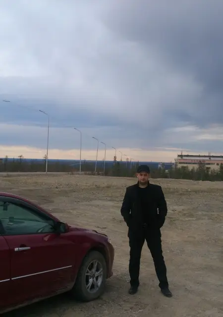 Я Alexandr, 42, знакомлюсь на одну ночь в Мирном