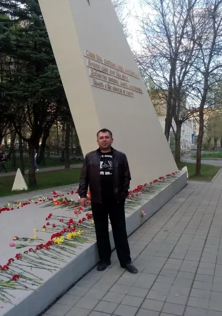 Я Mihail, 47, из Киришей, ищу знакомство для общения