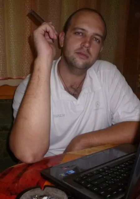 Alex из Кропоткина, мне 42, познакомлюсь для общения