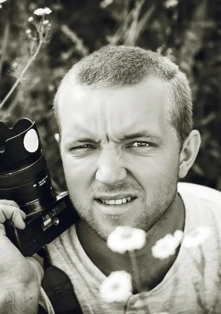 Егор из Гатчины, ищу на сайте знакомства на одну ночь