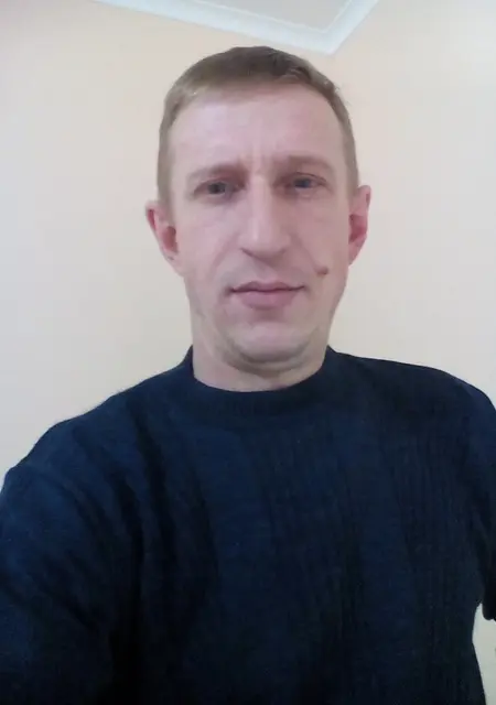 Сергей из Долгопрудного, ищу на сайте постоянные отношения