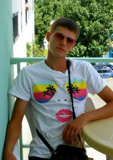 Sergei из Гатчины, ищу на сайте знакомства без обязательств