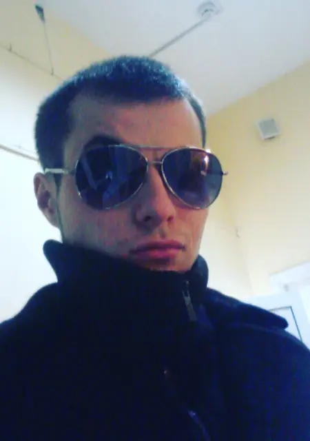 Я Артем, 29, из Ангарска, ищу знакомства на одну ночь