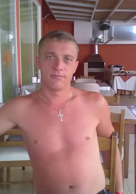 Александр из Димитровграда, ищу на сайте знакомства на одну ночь