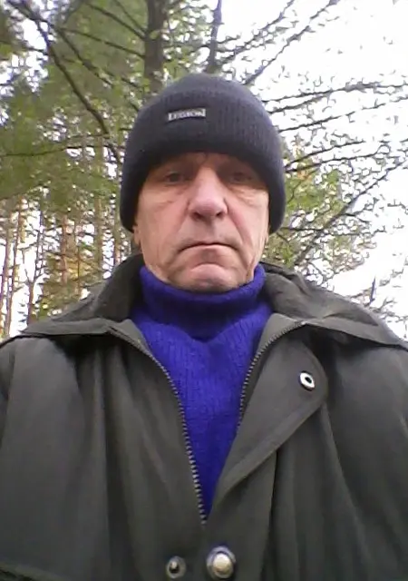 Михаил из Энгельса, мне 61, познакомлюсь для постоянных отношений
