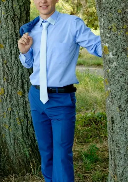 Я Алексей, 28, из Каменска, ищу знакомства на одну ночь