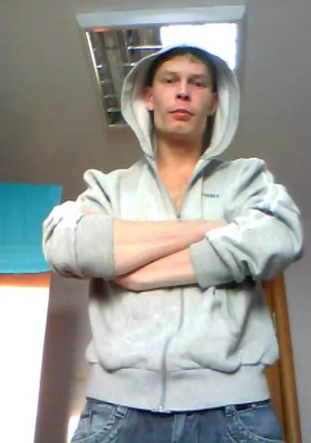 Илья из Чайковского, ищу на сайте знакомства на одну ночь