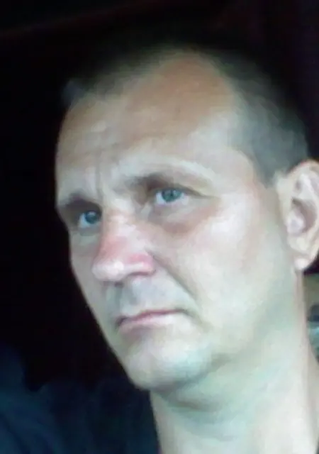 Я Владимир, 48, из Лесозаводска, ищу знакомство для вирта