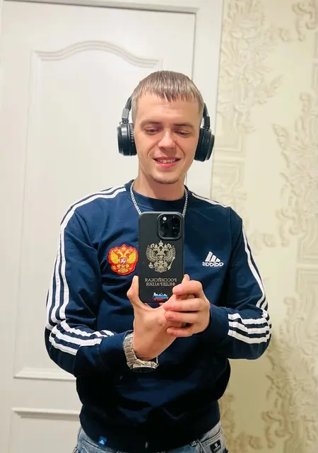 Александр из Щелково, ищу на сайте знакомства без обязательств