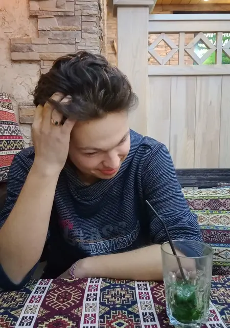 Я Topor, 22, знакомлюсь на одну ночь в Каменске-Уральском