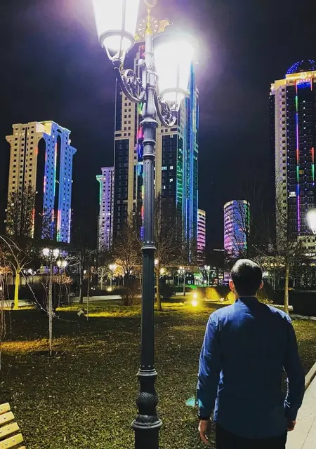 Я Владимир, 27, знакомлюсь без обязательств в Курске