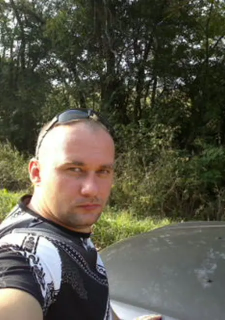 Я Вова, 43, из Уссурийска, ищу знакомство для вирта