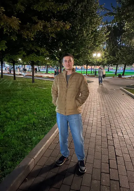 Я Степан, 21, знакомлюсь на одну ночь в Королеве