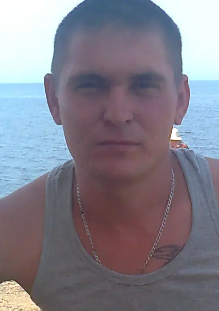 Nikolai из Рубцовска, мне 39, познакомлюсь на одну ночь