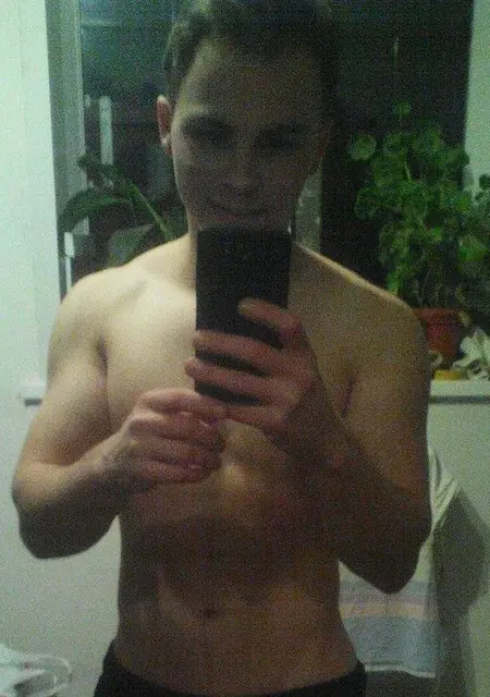 Александр из Ефремова, мне 32, познакомлюсь на одну ночь