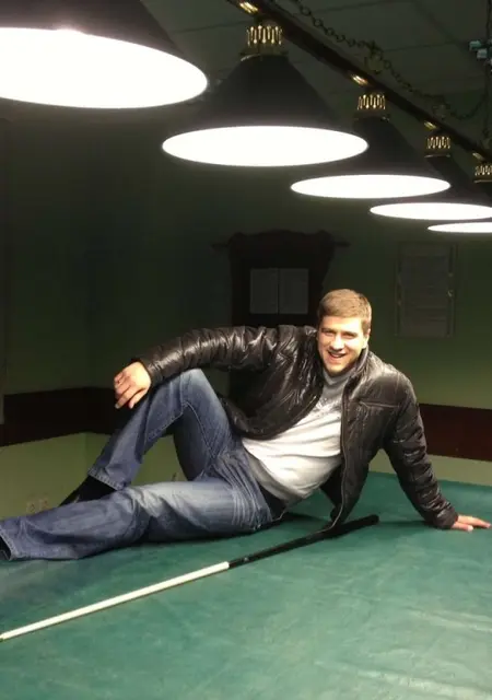 Виталий из Конакова, ищу на сайте знакомства на одну ночь