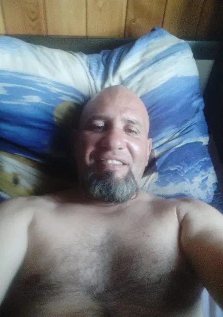 Алекс из Кингисеппа, ищу на сайте знакомства на одну ночь