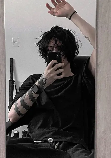 Я Человек, 20, из Кинели-Черкассы, ищу знакомства на одну ночь