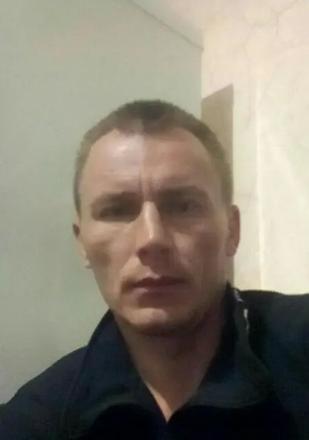 Александр из Кингисеппа, мне 47, познакомлюсь на одну ночь