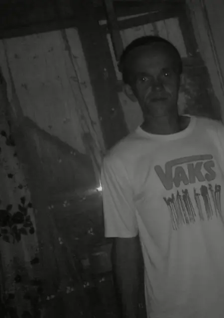 Я Николай, 44, из Сыктывкара, ищу знакомства без обязательств