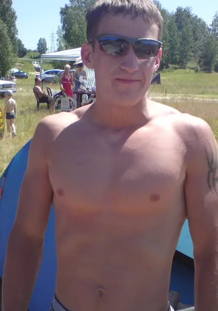 Алекс из Бора, мне 37, познакомлюсь для дружбы