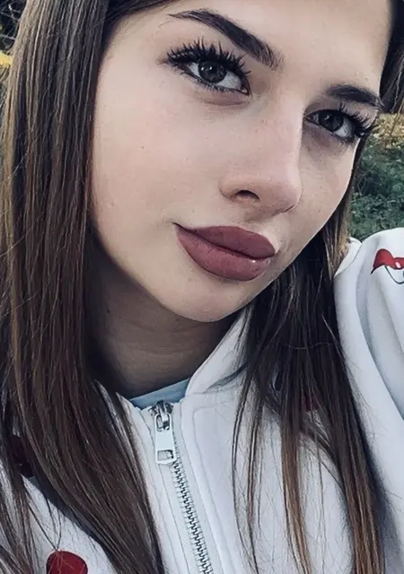 Злата з Мелітополя, шукаю на сайті спілкування