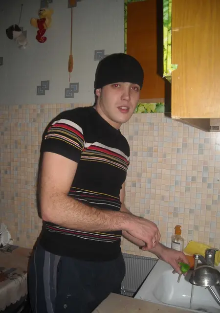 Sereja из Томска, ищу на сайте знакомства на одну ночь