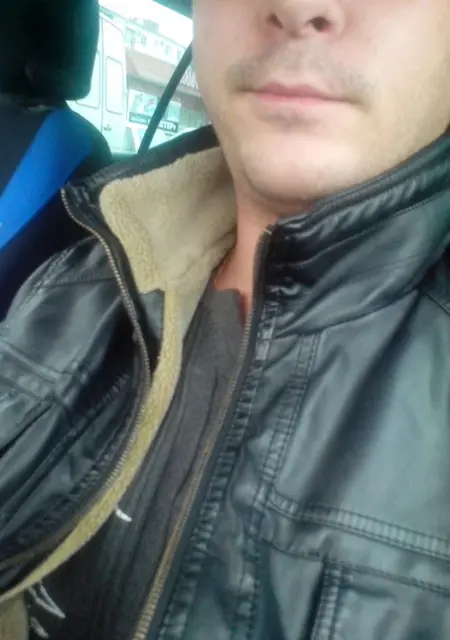 Александр из Крымска, ищу на сайте знакомства на одну ночь