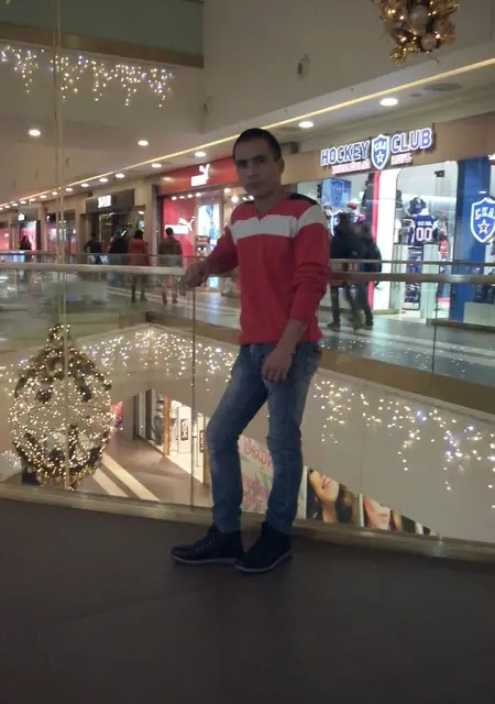 Я Фаррух, 38, знакомлюсь без обязательств в Каменске-Уральском