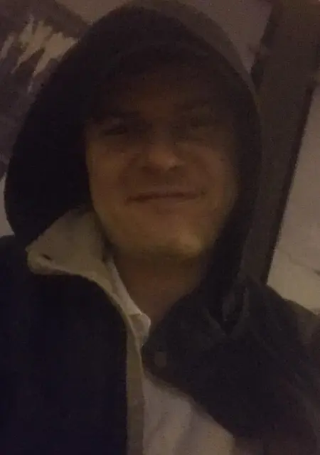 Я Артем, 25, знакомлюсь без обязательств в Зеленограде