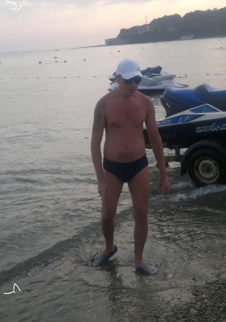 Михаил из Краснодара, ищу на сайте знакомства без обязательств