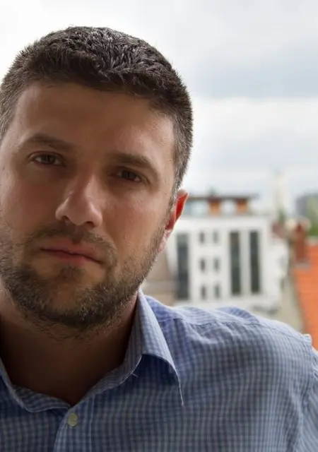 Я Дмитрий, 44, из Ревды, ищу знакомства на одну ночь