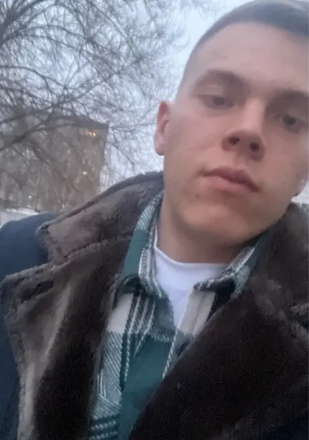 Dmitry из Сызрани, мне 26, познакомлюсь для приятного времяпровождения