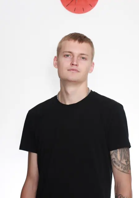 Я Дмитрий, 25, из Тобольска, ищу знакомства без обязательств